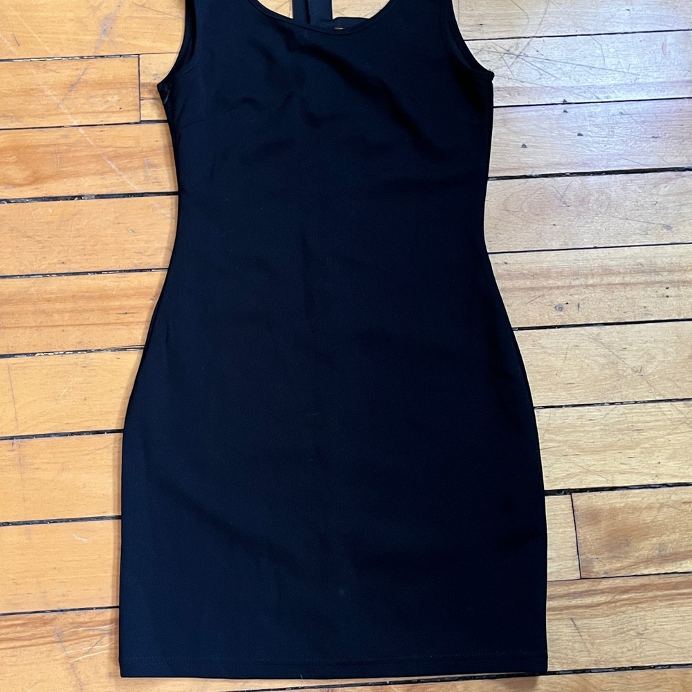 SHEIN Black Mini Dress with Cut-Patterned Back